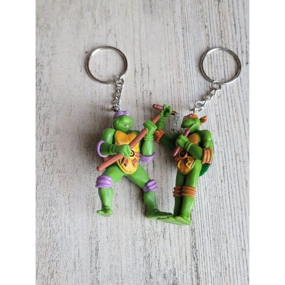 Teenage Mutant Donatello Michelangelo Ninja Turtles keychain 2015 - Picture 1 of 7